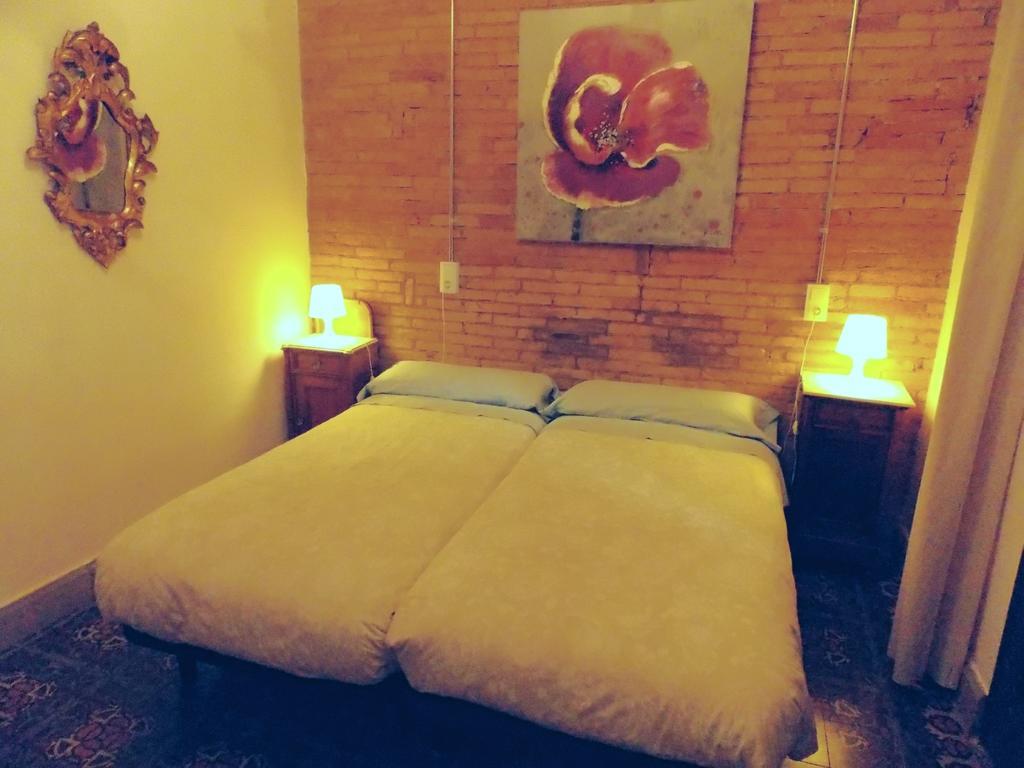 Hostal Cal Pla Sant Llorenc Savall Oda fotoğraf