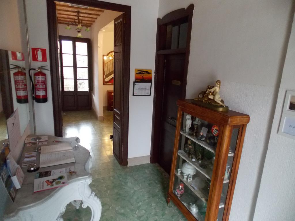 Hostal Cal Pla Sant Llorenc Savall Dış mekan fotoğraf