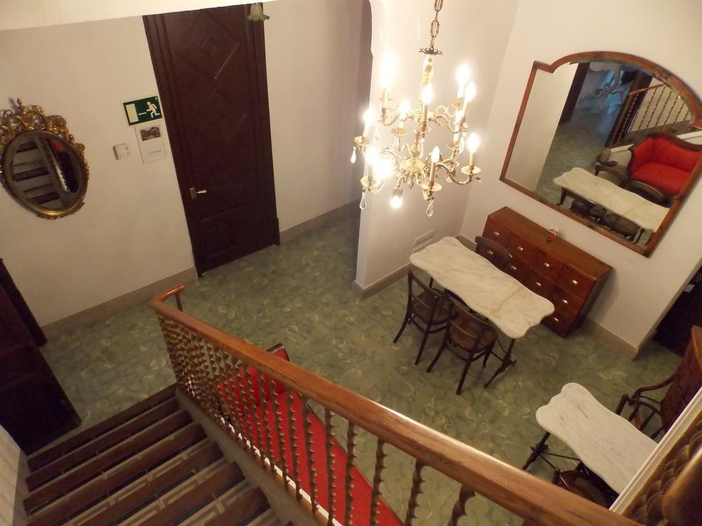 Hostal Cal Pla Sant Llorenc Savall Dış mekan fotoğraf