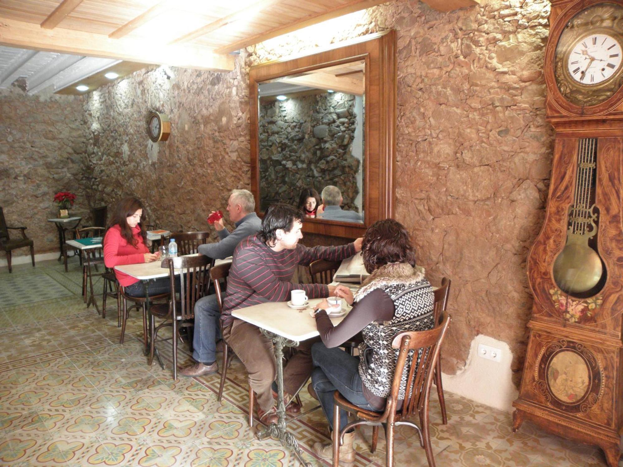 Hostal Cal Pla Sant Llorenc Savall Dış mekan fotoğraf